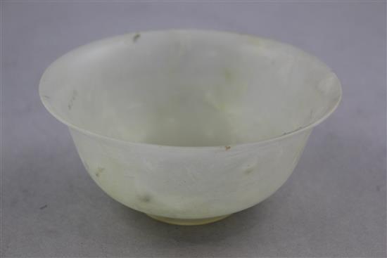 A Chinese bowenite bowl, 12.5cm